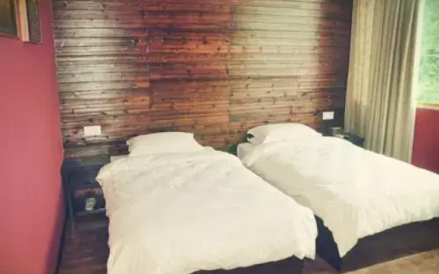 Qiandaohu Qinglu Inn