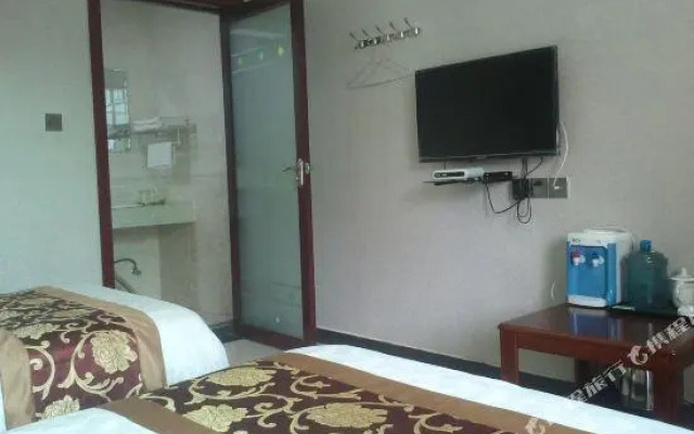 Yingbin Business Hotel