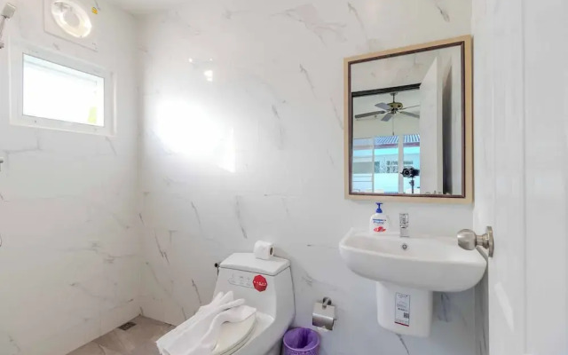 Prime Location  Pool View BBQ V274