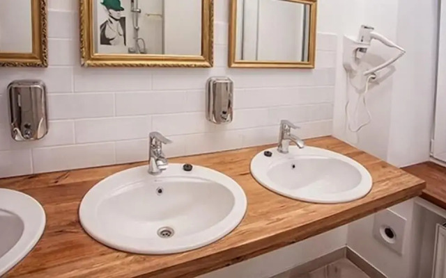 Хостел EstherHouse