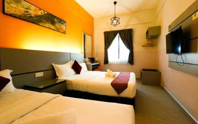 Travelland Hotel