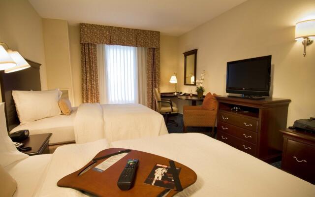 Hampton Inn & Suites Washington-Dulles International Airport