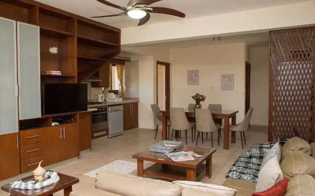 Coral Bay Sunlight Villa