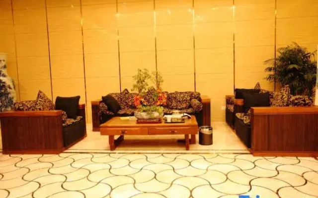 Tianjiao Hotel (Xinyang No. 2 high school store)