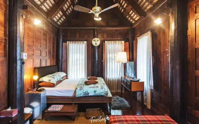 Baan Mahabhirom by Favstay