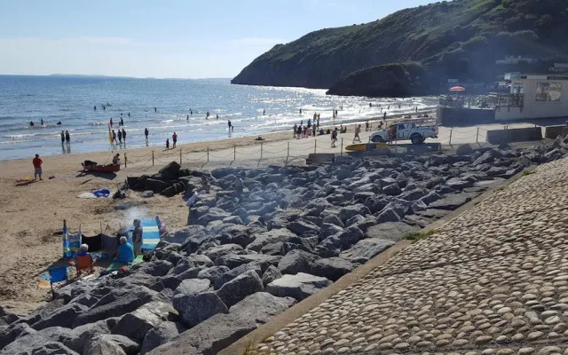 Pendine Sands Guesthouse