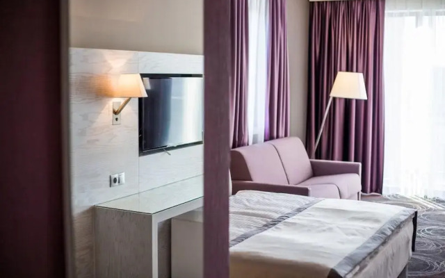 Aura Hotel - Adults Only
