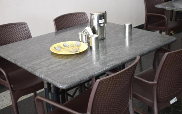 Hotel Vijay Krishna