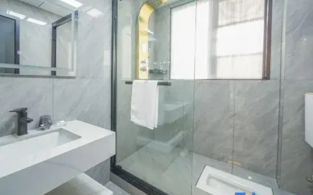 Wuyuan Mantu Homestay (High-speed Railway Station)