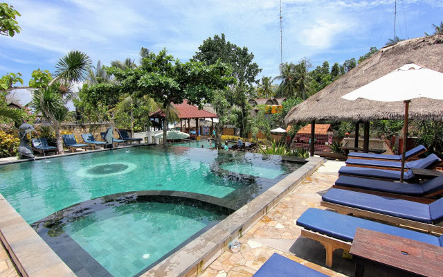 The Tanis Beach Resort Nusa Lembongan