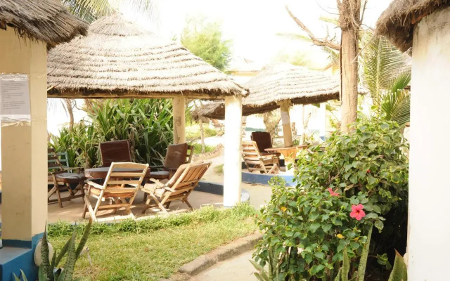 Leybato Hotel