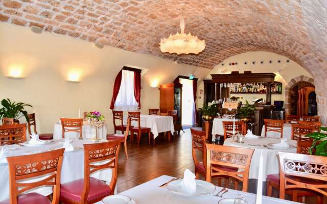 Hotel Kazbek