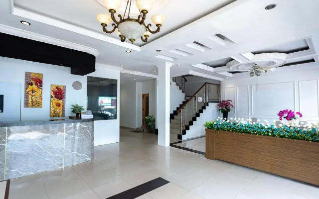 Urbanview Hotel Crystal Nagoya Batam by RedDoorz
