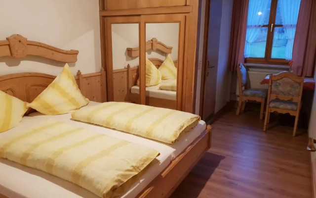 Pension Ferienwohnungen Ludwig