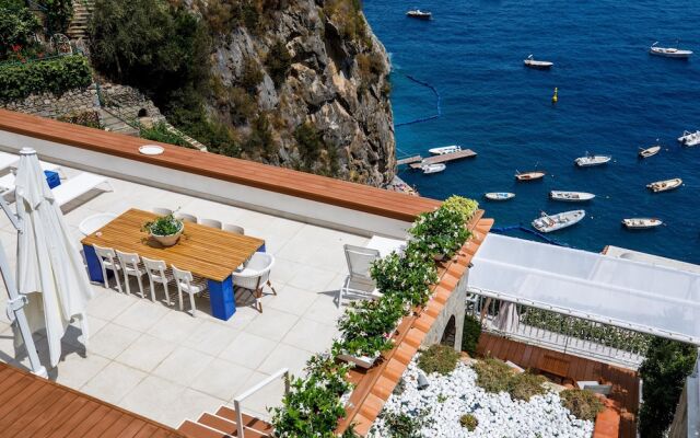 Amalfi Coast Luxury Villa with Swimming Pool