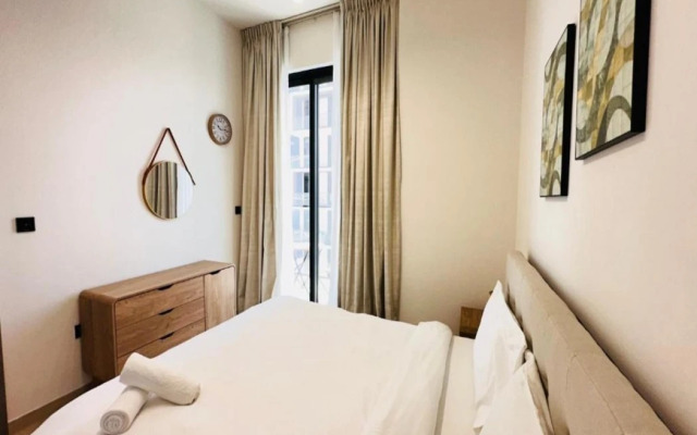 OYO 1287 Home Fully Furnished 1Bed At JVC