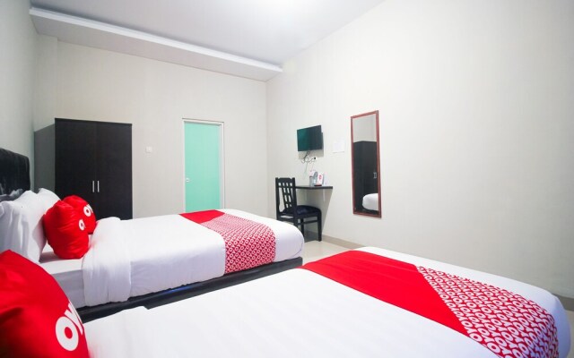 Fajar Residence by OYO Rooms