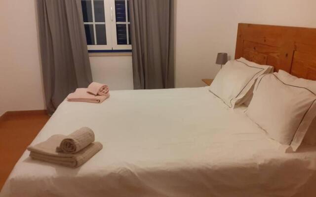 Omontinho - 4-bed House With Pool in Melides