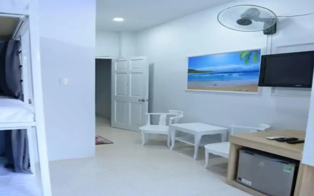 Spot On 900 Xina Hostel