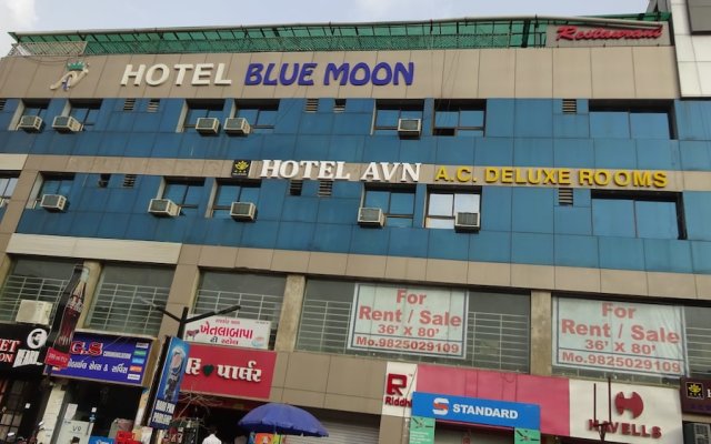 Hotel Blue moon by Sky Stays