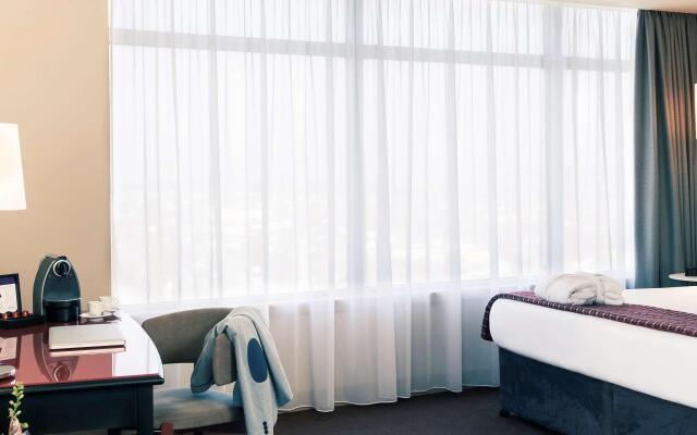 Holland House Hotel Cardiff By Sunday