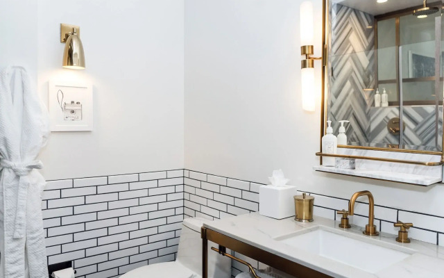 Halcyon - a hotel in Cherry Creek