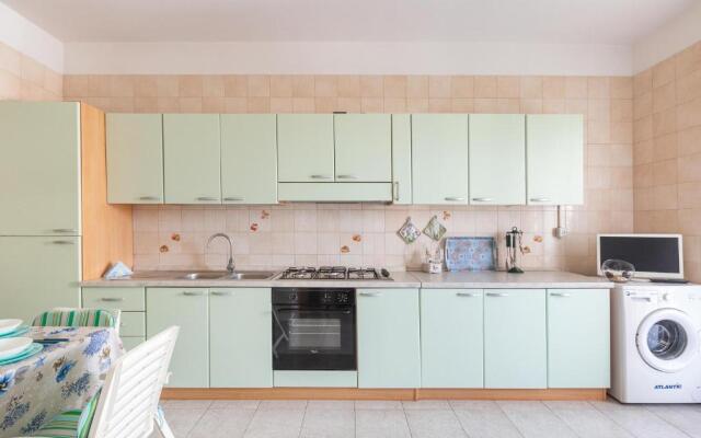 Candihouse by BarbarHouse