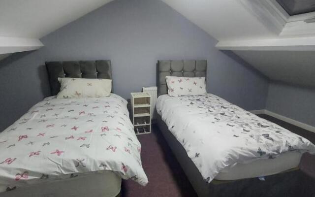 2 Bedrooms Apartment in Main Street Mexborough