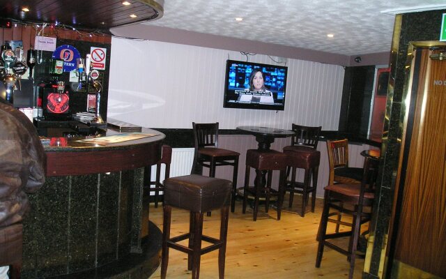The Huddersfield Hotel