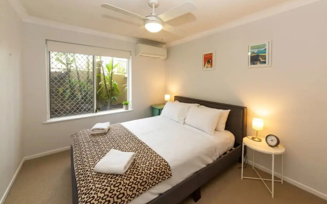 Delightful 2 Bedroom Near CBD
