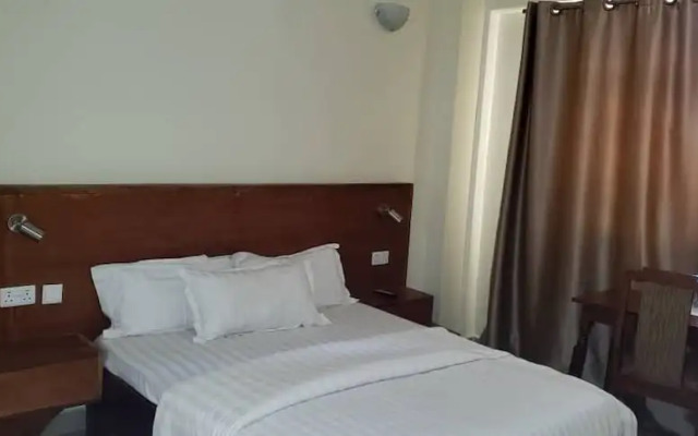 Rocy Hotel