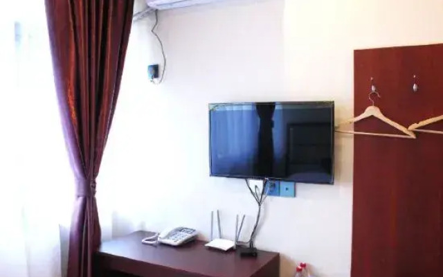 Xinyang Lakeside Boutique Hotel