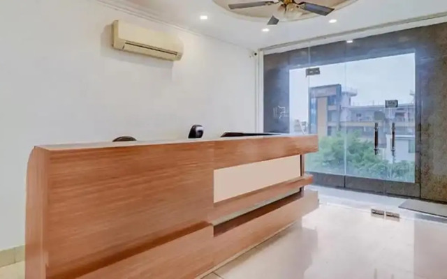 Fabhotel Shri Krishna Residency