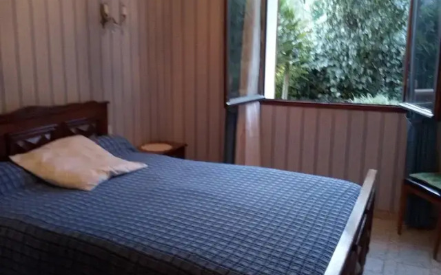 Maison En Pierre de Taille