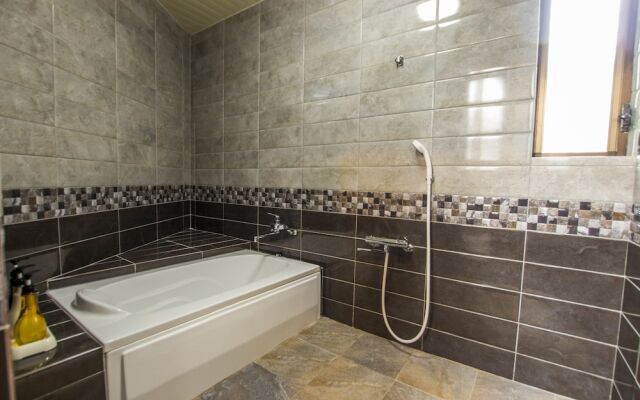 Cozy House In Urasoe