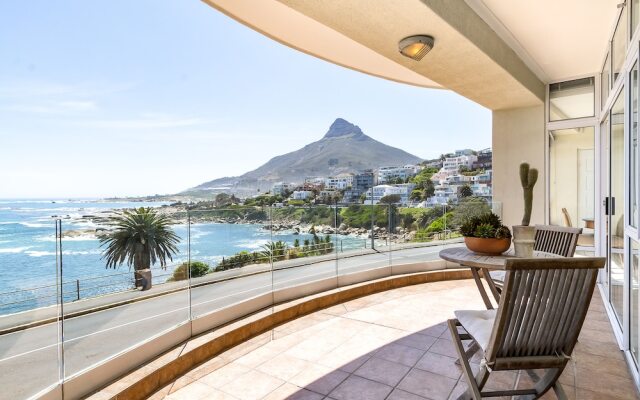 Balie Bay 1 - Adults Only