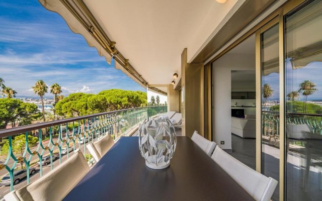 Brand new two bedrooms on the Croisette