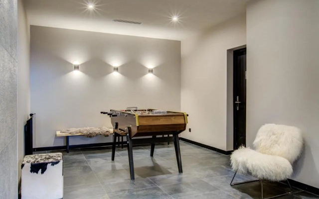 Thedrus luxury apt, swimming pool, SPA & more