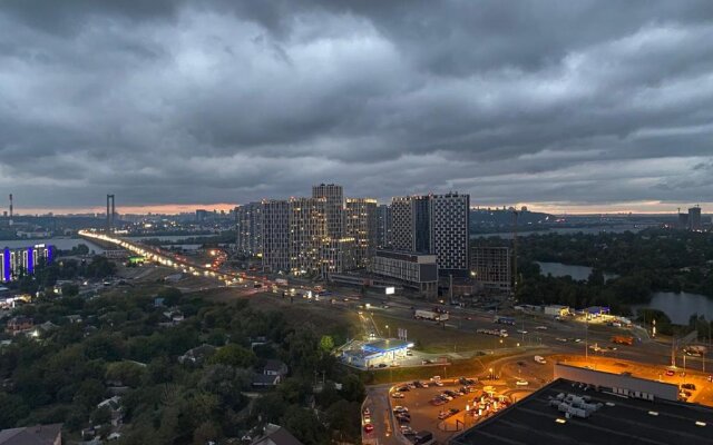 Apartments With Dnipro View