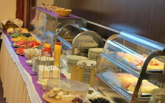 Hotel Grand