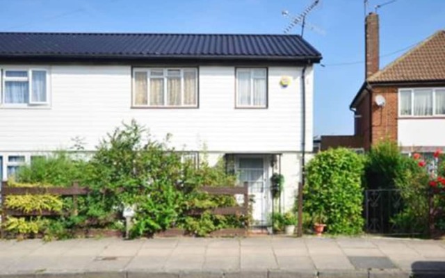 Lovely 3 Bedroom House, Northolt