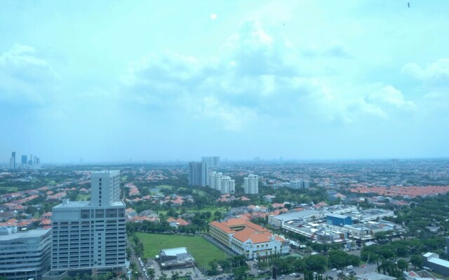 Cozy Living Studio Connected To Mall At Supermall Mansion Apartment