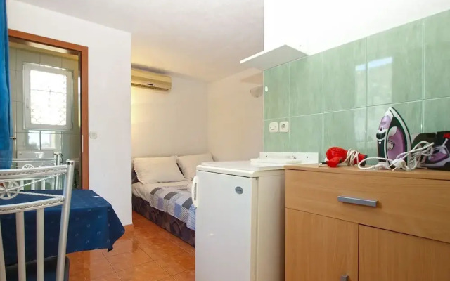 Apartment 700