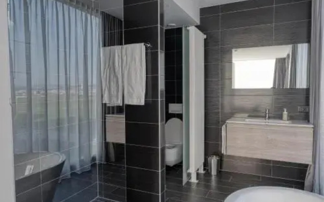 IIP Apartments - Self Check In