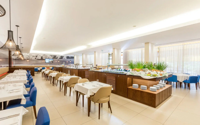 The Westin Salgados Beach Resort, Algarve