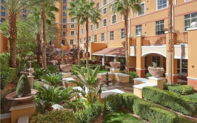 2bd/vegas - Pools, Hot Tubs, Cabanas And More! 2 Bedroom Resort