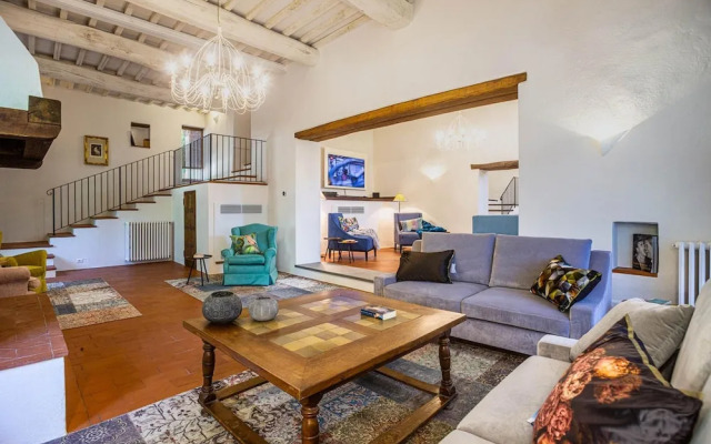 Casa Bosco a Stone Mansion in Chianti