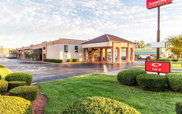 Econo Lodge Inn & Suites