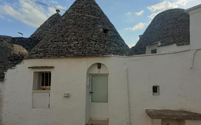 Trullo Alberobello Vacanze Desa 2