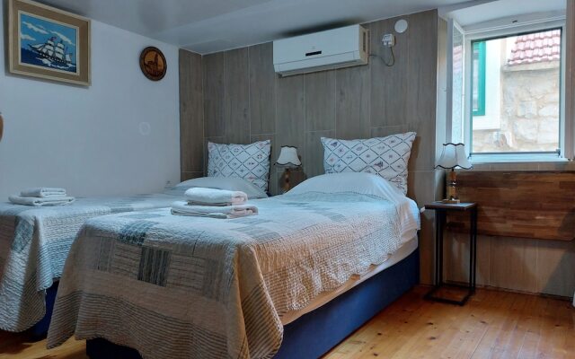 Cozy En-suite Rm on Dumanica